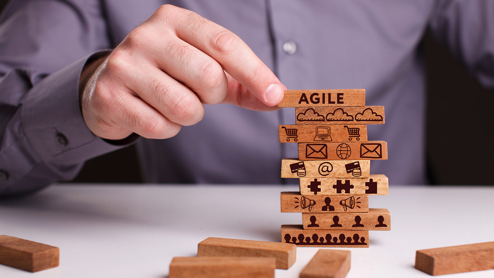 Agiles Arbeiten: Was brauchen Führungskräfte und Mitarbeiter?